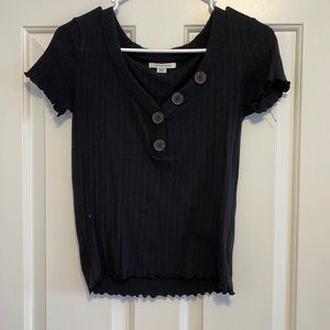 American Eagle Black Short Sleeve